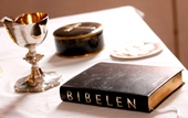 Alter, nadver, oblater, bibelen